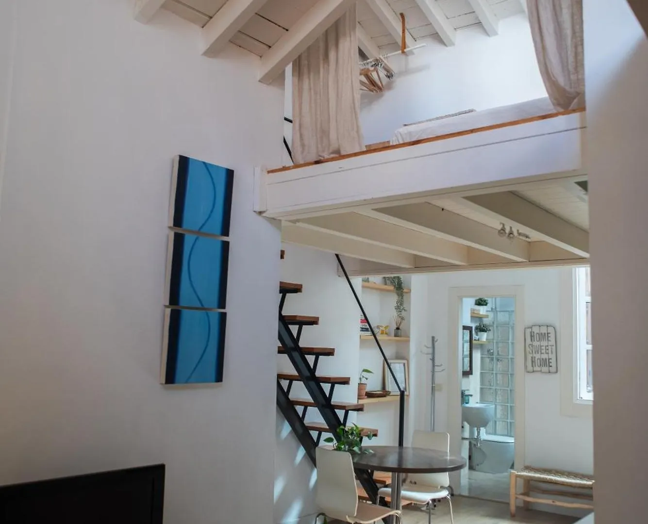 Cozy & Quiet Apartment In The Center Malaga Spain