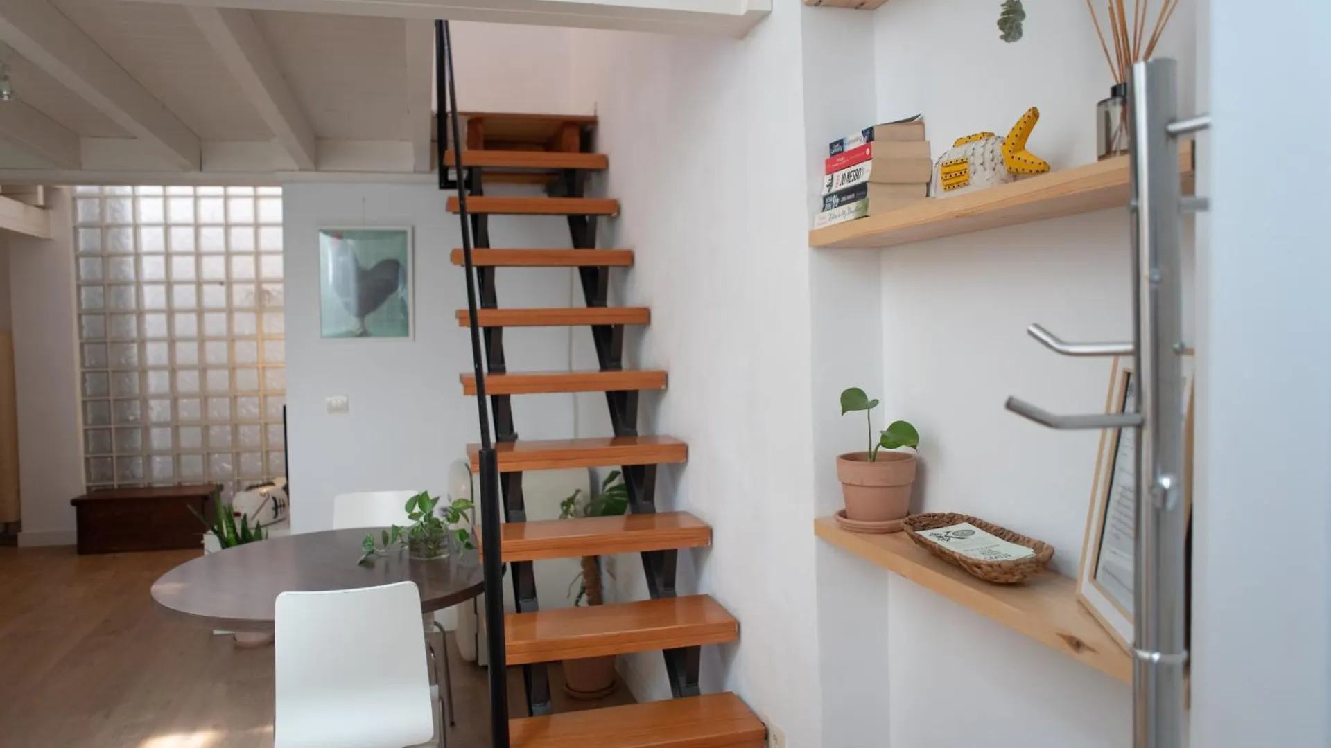 Cozy & Quiet Apartment In The Center Malaga