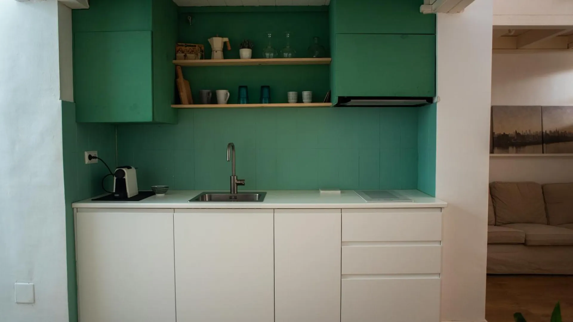 Cozy & Quiet Apartment In The Center Malaga