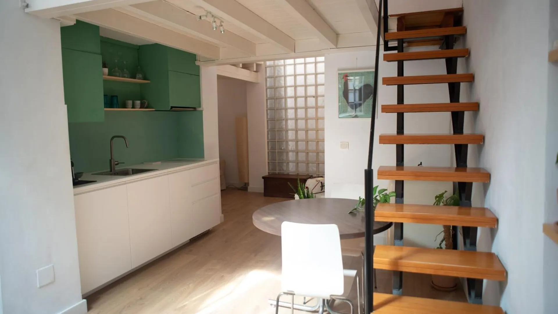 Cozy & Quiet Apartment In The Center Malaga 0*,